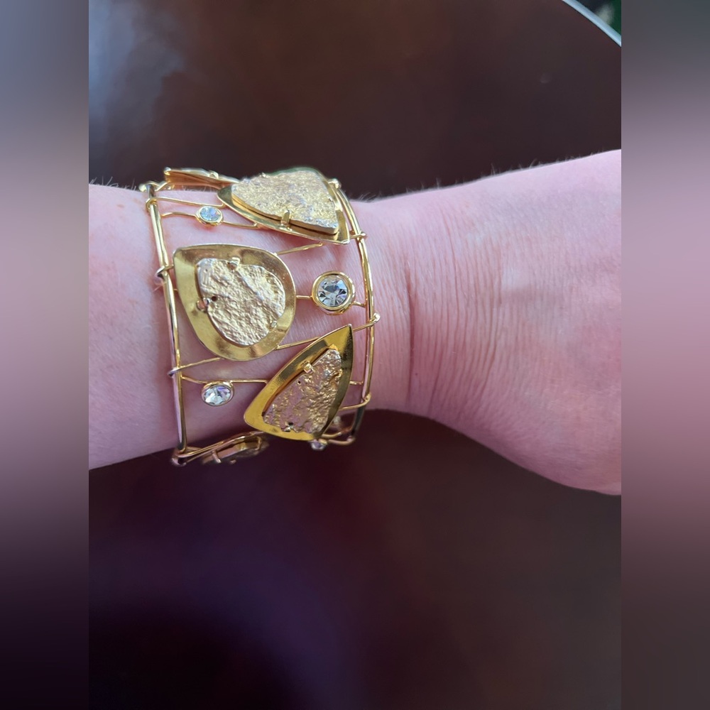 Bracelet Cuff Golden with Rhinestones One Size - Picture 12 of 12